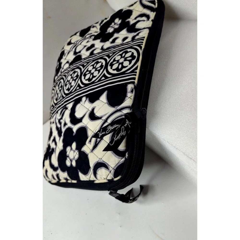 Vera Bradley Night and Day Retired Quilted Laptop Portfolio Case Black  & White
